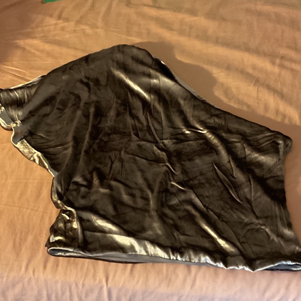Velvet one shoulder top; size L
